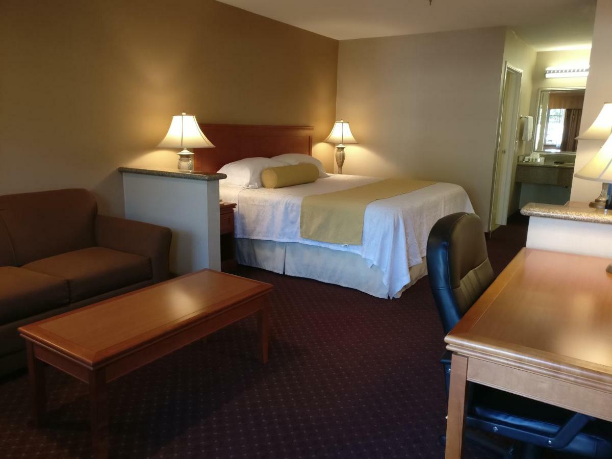 Burbank Inn And Suites Exteriör bild