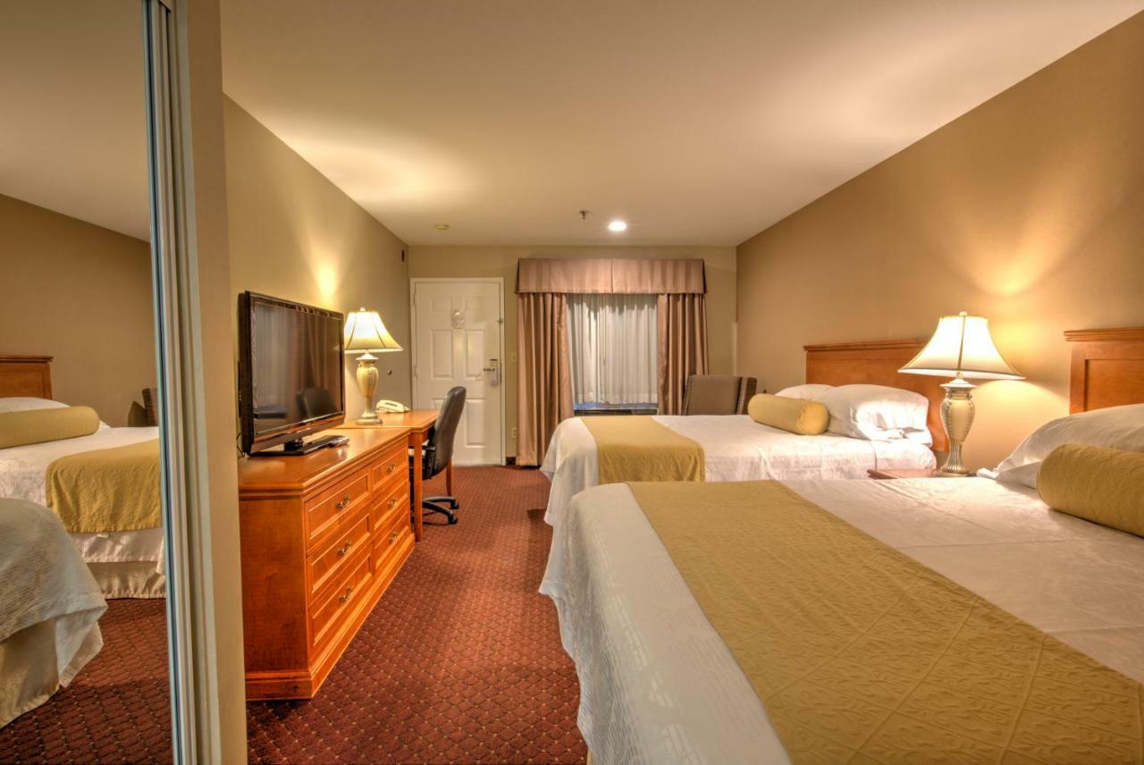 Burbank Inn And Suites Exteriör bild